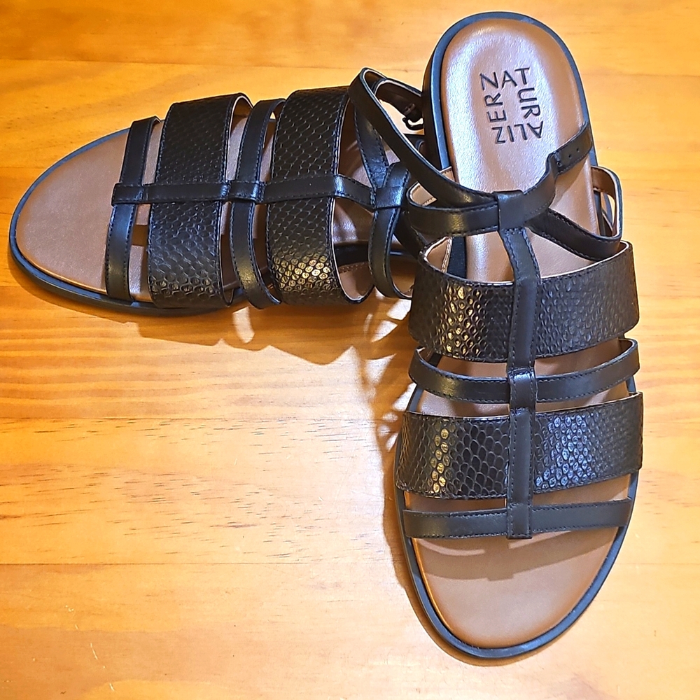 Naturalizer Fianna Black Sandal Size 10 Wide